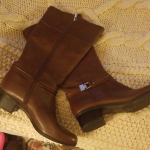 Bandollino Tall brown boot sz 11  with a wide calf